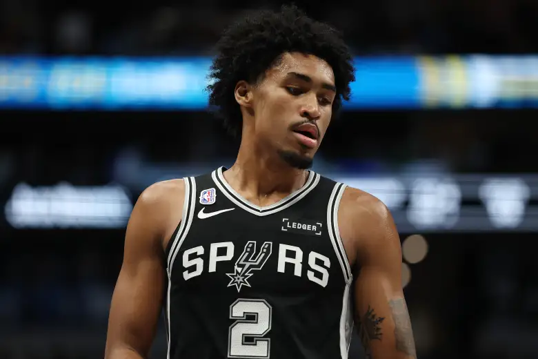 Spurs’ Dylan Harper Heads for MRI After Game 2 Exit